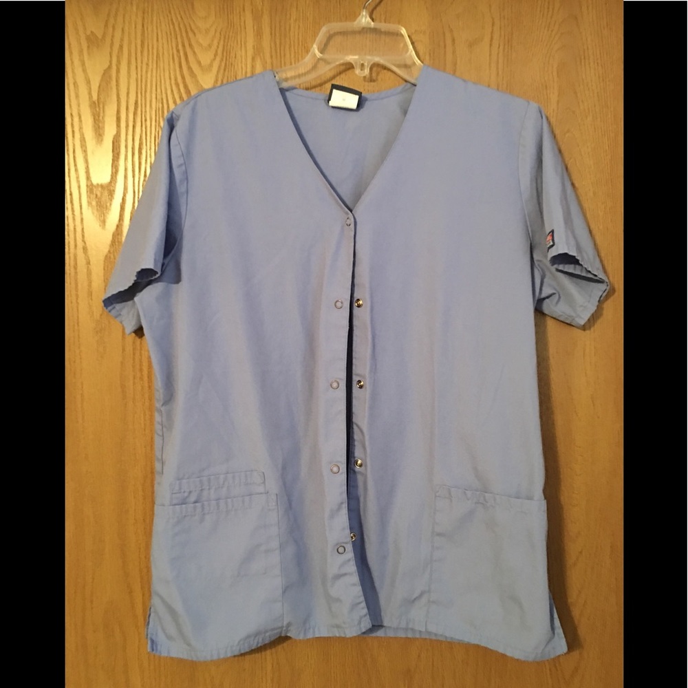 Scrub top